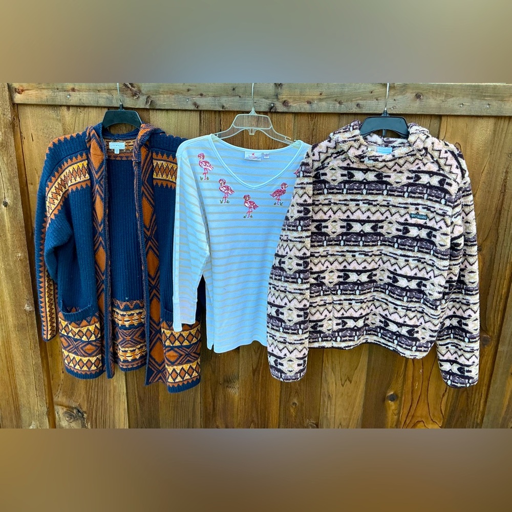 Women’s clothing bundle -3 pieces -SOLD - Picture 1 of 16